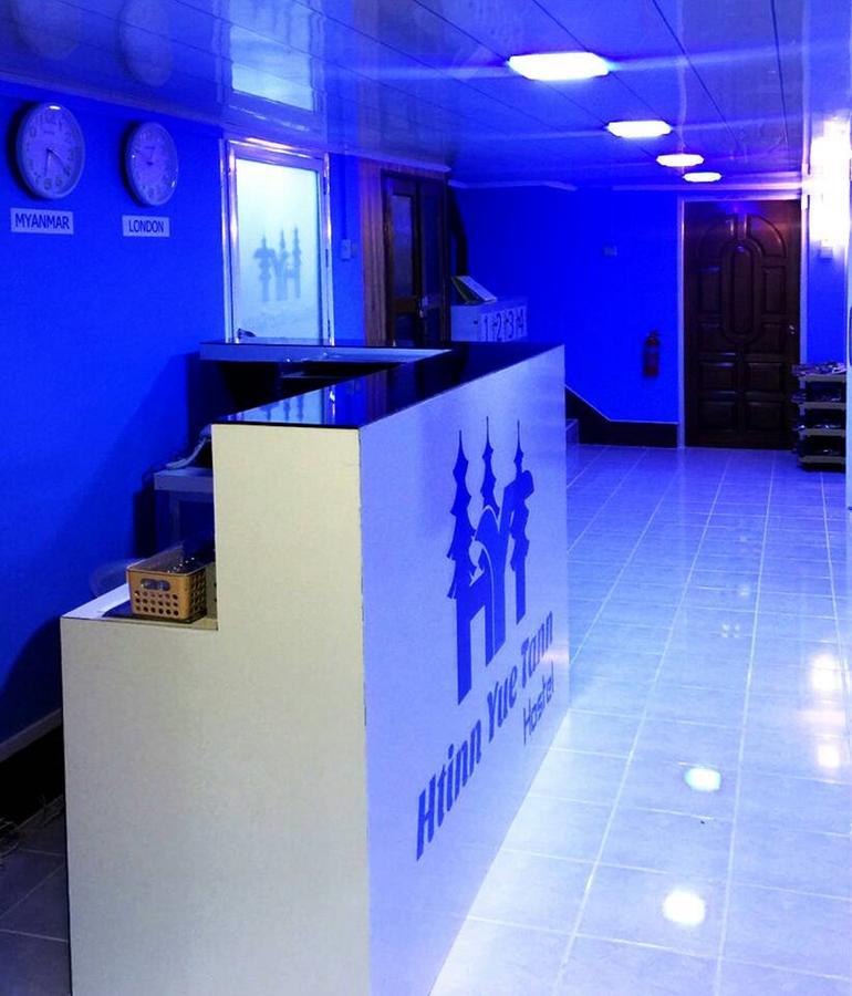 Htinn Yue Tann Hostel Rangum Exterior foto